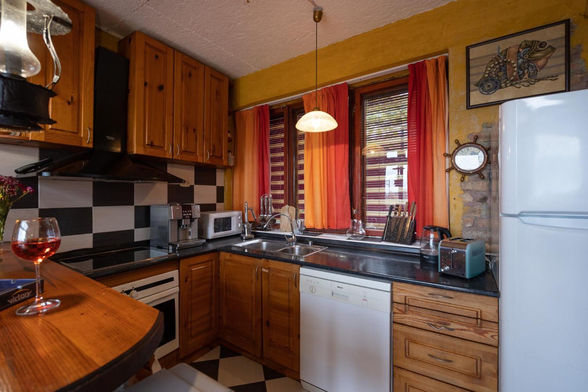 Casa De Artes Guest House Balchik Esterno foto