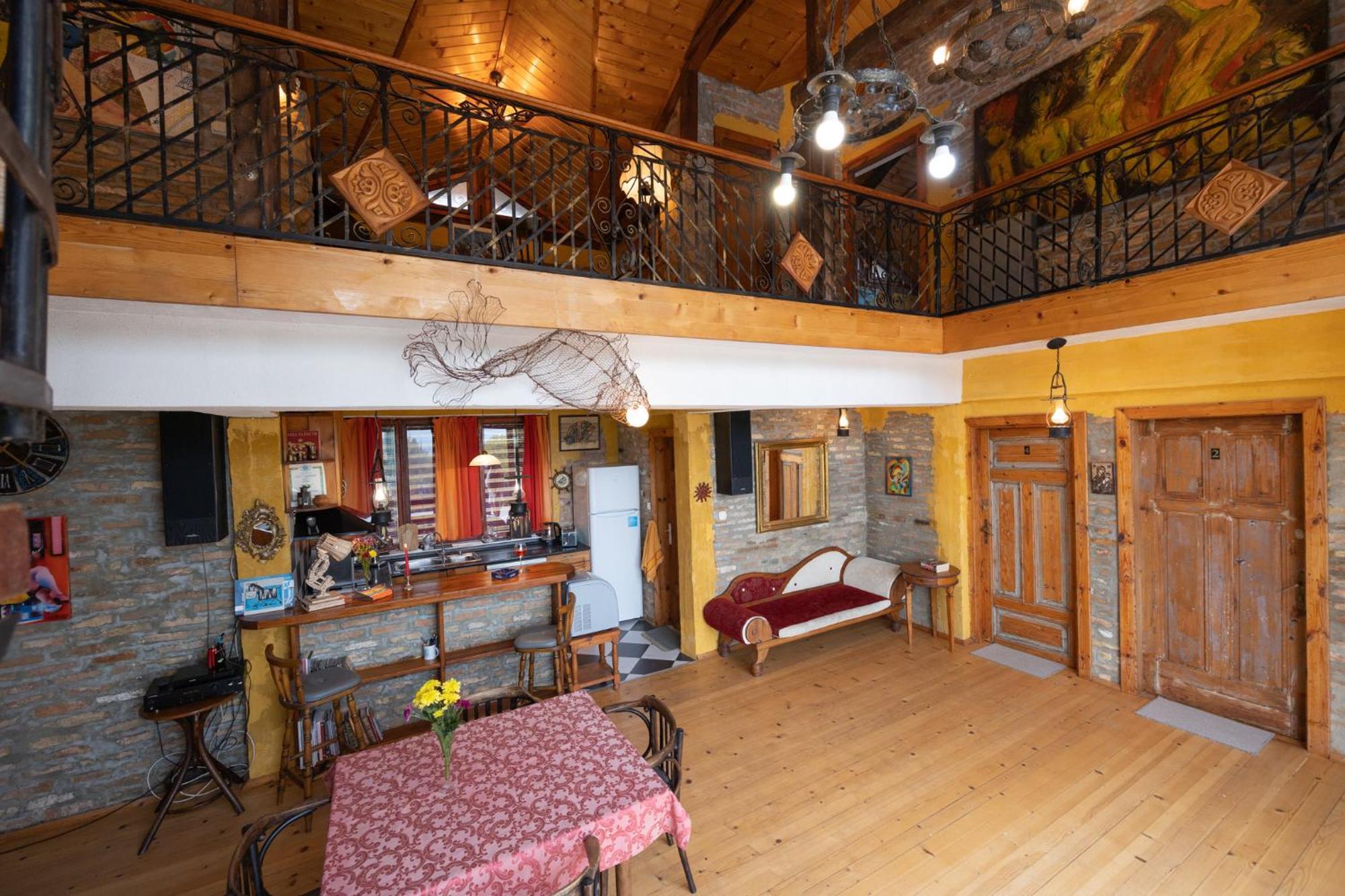 Casa De Artes Guest House Balchik Esterno foto